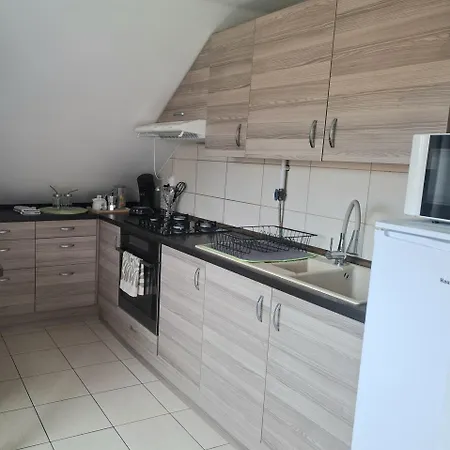 Green Home Apartman